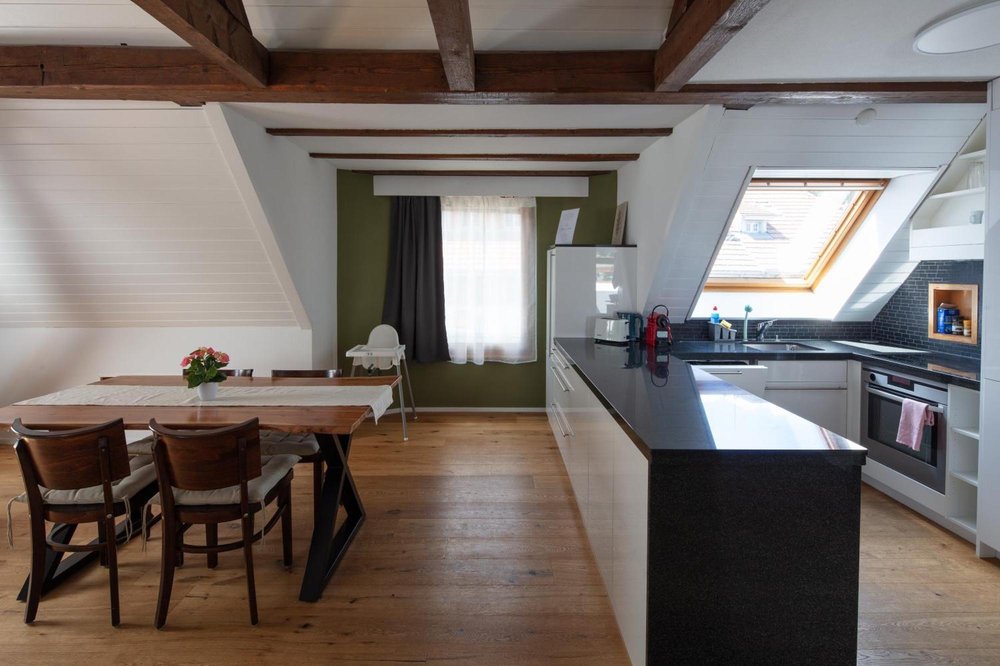Berg & Berg Apartments - Spiez Self-Check-In Kültér fotó