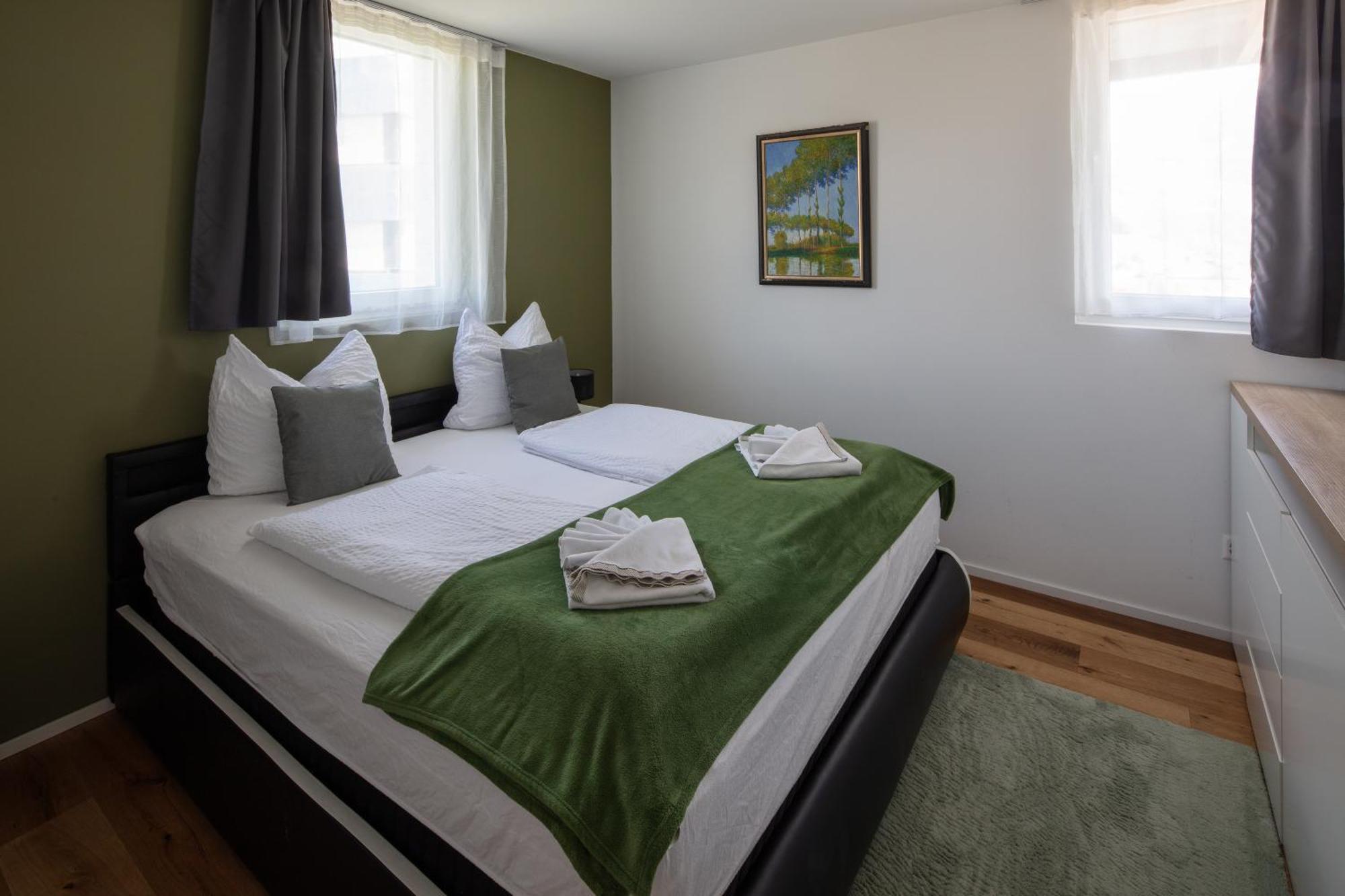 Berg & Berg Apartments - Spiez Self-Check-In Kültér fotó
