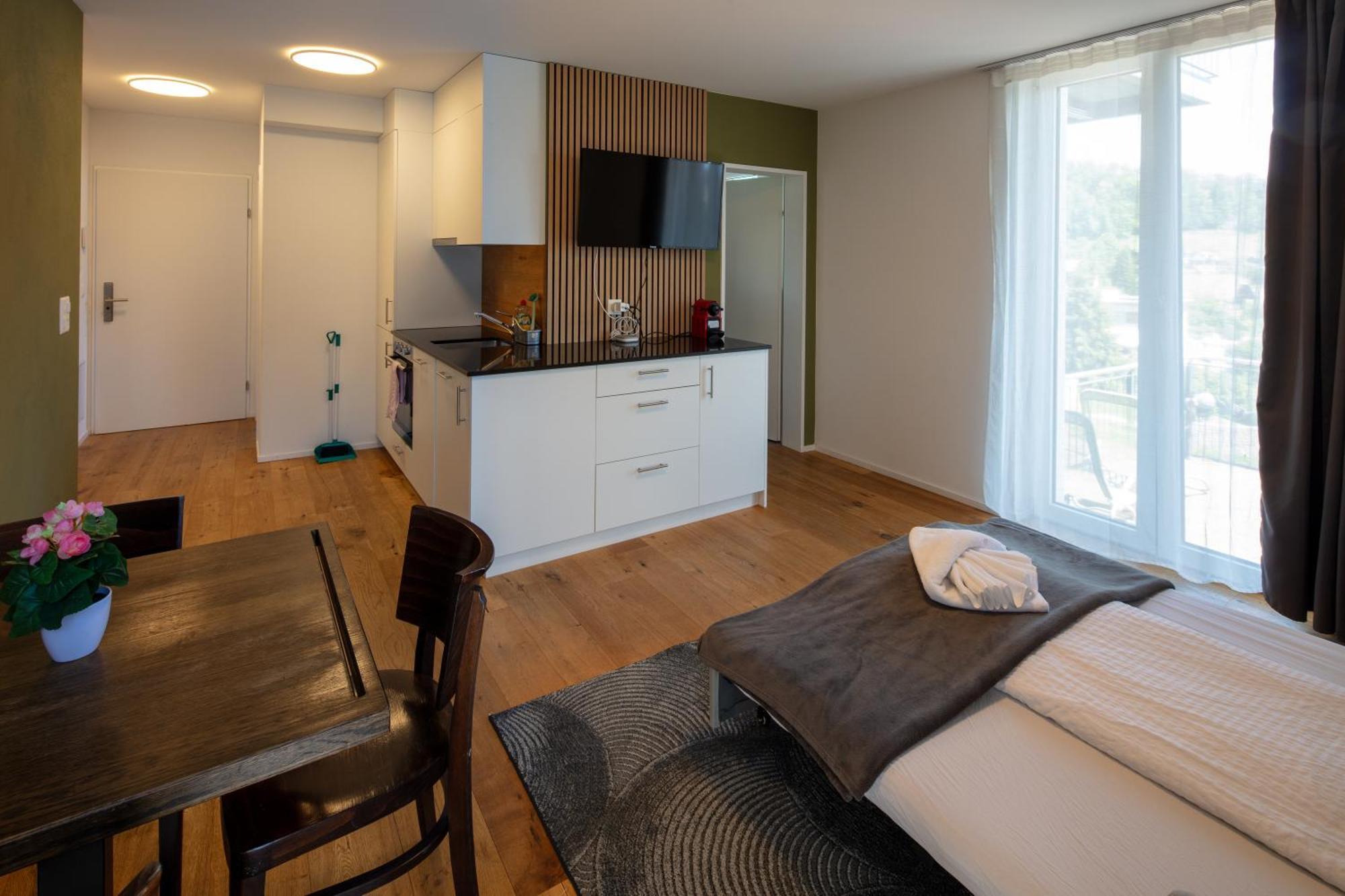 Berg & Berg Apartments - Spiez Self-Check-In Kültér fotó